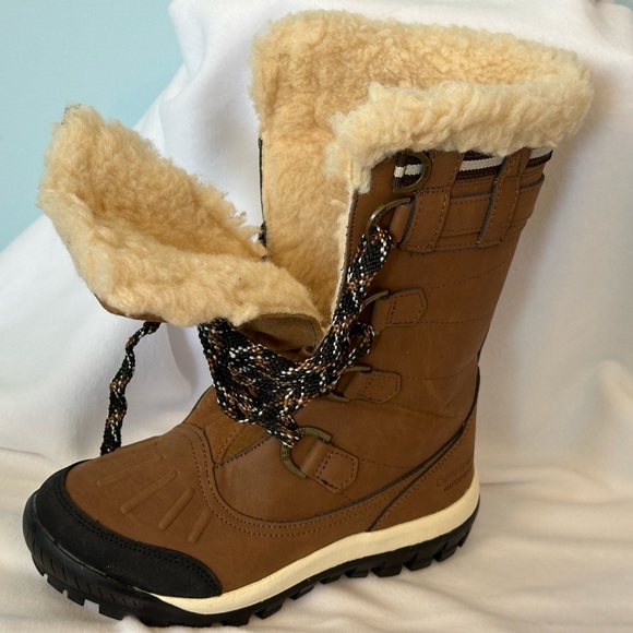 New Ladies Winter Boots Size 7 - Picture 4 of 6